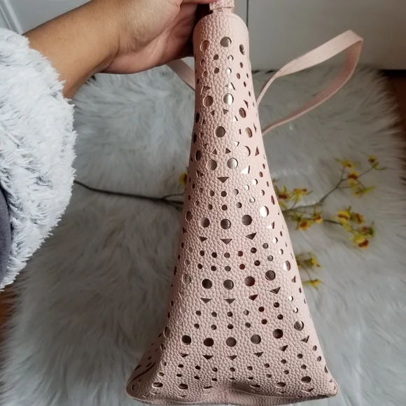 Bath & Body Works Pink Blush Metalic Tote Bag.... - Picture 10 of 16